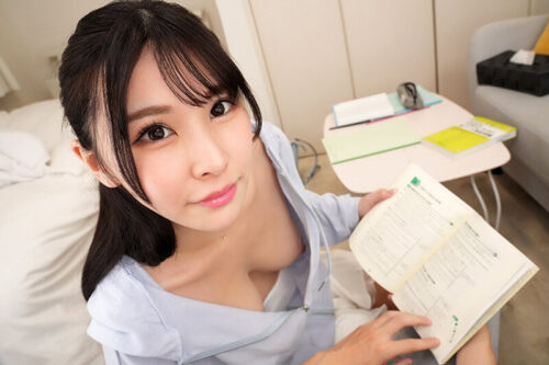 【VR】僕が童貞と知ってからナマ乳見せつけで誘惑してくる家庭教師 押し付けられる豊満なおっぱいのせいで勉強に集中できません… 双葉れぇな
