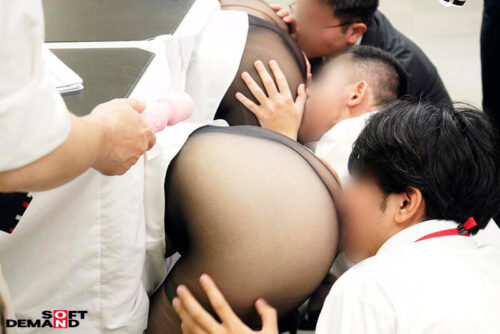 男子社員は黒パンスト尻オナホを試して改善点を提出して下さい SOD女子社員新商品開発記録