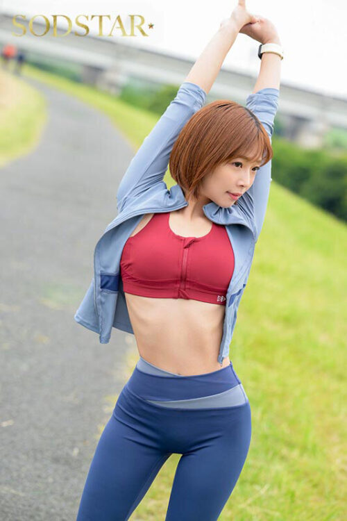 ランニング終わりのプリ尻スレンダーS級モデル美女を追跡して、バレずに自宅に押し入り汗だく潜入性交で濃密キメセク。 紗倉まな