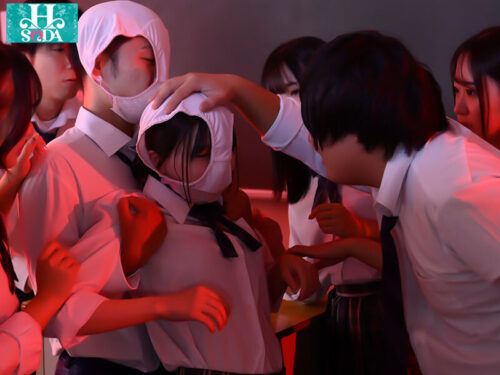 パンツ洗脳。僕をイジメる奴らは全員、下着を頭に履かせて、人格を完全征服してやった。