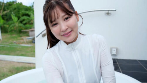 Petite 成瀬かのん