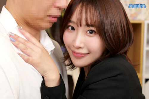 【VR】新入社員のあの子は可愛い顔してハッピー絶倫変態痴女ビッチだった 香澄せな