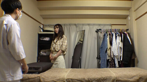 媚薬オイルマッサージ 痴●盗撮＆中出し素人娘VOL.48 超強力媚薬を配合したマッサージオイルを施術中に知らずに塗りこまれたオンナは、身体の火照りに驚き、チ○ポを欲しがる自分に戸惑い、垂れ出したマン汁に恥ずかしがりながらも生ハメ中出しまで欲してしまう！