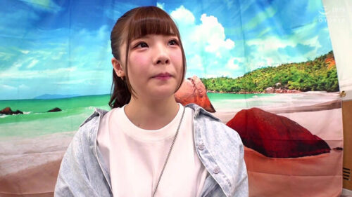 真夏のビキニ素人娘限定！ナママンで挑戦するテカヌルオイル素股チャレンジ！素人男を‘小陰唇ズリ’で10分以内に射精させたら賞金10万円！ヌルべちゃの粘膜接触でナマチンマンが擦れ合い興奮した見知らぬ男女は中出しSEXまで5秒前！？～きょうか編～