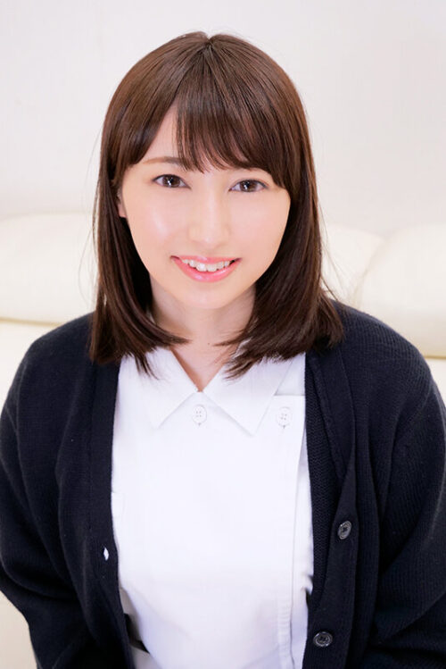 美人ナースさん！「早漏に悩む男の暴発改善のお手伝いしてくれませんか？」 男性器慣れしているようで意外とウブな看護師さんが早漏すぎるチ○ポにムラムラ膣キュンしちゃって生中出し！ ひとみさん