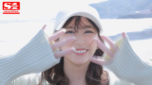 ※台本一切無し！！ハメ撮り！すっぴん！何でもアリ！七ツ森りりのスケベ本性剥き出しSEX！！ デビュー1周年を記念してガチで温泉旅行中ヤリまくった生々しすぎる超レアなエロス200％動画
