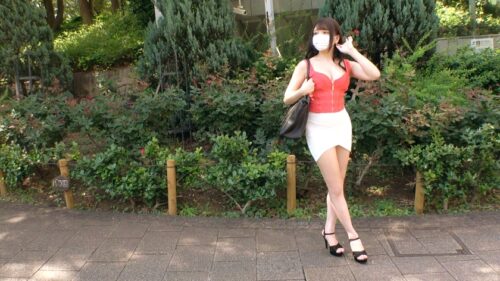 
 「【可愛いすぎる】【絶対的美女】ののかちゃん参上！デパートで受付嬢している彼女の応募理由は「舐めるのが好き♪舐め犬になりますw」っと仰天応募してきた！「いろんなところを舐めちゃいます♪」【スタイル抜群BODY】お口やおっぱいを使ってチ●ポをとことん味わい、イヤらしいトロ顔で卑猥に腰を振る！ご奉仕MAX舐め犬ペロペロSEX見逃すな！！」
