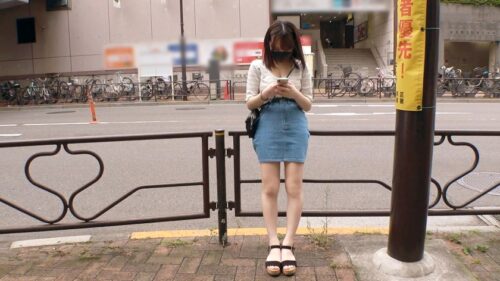 
 「【超カワイイ】【超巨乳】りほちゃん参上！一目で可愛いと感じる彼女は「出会いが少なく、色々と寂しい…」寂しさを満たす為に応募してきた！【ぷるぷるHカップ】こんだけデカければ、何をしたって揺れまくり♪正常位・バック・騎乗位と様々な体位でのぷるぷる巨乳を体感せよ！！」