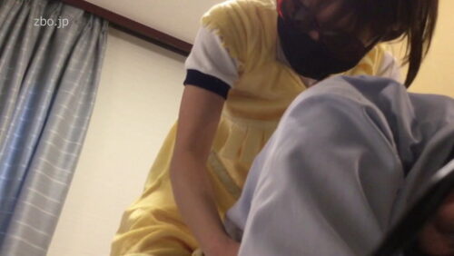 【くすぐり】よつんばいでくすぐる＆くすぐられる 最後は手コキで抜かれた（体操服/ブルマのコスプレ＆上半身裸） コスプレハード