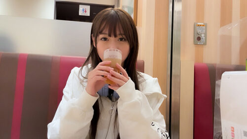 【個撮】#69 おっとり無毛J〇18歳 サラリーマンと放課後寄り道Ｐ活セックス パイパンま〇こにだまって中出し 同人動画