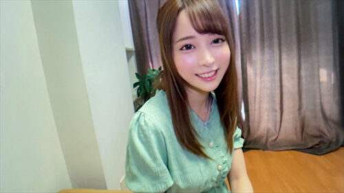 個撮) 【芸能人レベル若妻】上目遣いで見つめる乳首舐め手コキ＆バキュームフェラ【飛び散る濃厚ザーメン】 同人動画