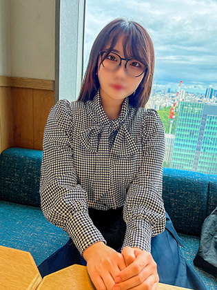 【顔出し】脱いだらエロすぎ！Ｈカップのむっつりスケベな数学教師。3年ぶりのＳＥＸに挿入した瞬間即イキ！乳首でもイッちゃうくらい敏感になった欲求不満ボディに何度も種付けセックス 同人動画