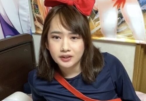 魔女の宅○便キキちゃんコスプレでお部屋オナニーしてみました❤(● ˃̶͈̀ロ˂̶͈́)੭ꠥ⁾⁾最後は精子をペロペロ❤ コスプレハード