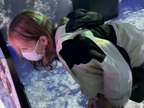 #013 ☆ギャル系シングルマザー☆ 関西弁イケイケ美人（27）**を預けてセフレと中出しセックス 満足できずに射精直後のちんこをしこペロ 同人動画