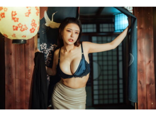 ★8K★Coser-QIUHEKEJI NO.8　ほろ酔いの蝶　50P+1V 同人動画