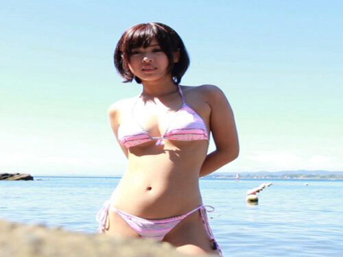 清純なルックスでスレンダーなのに大きい乳首がビンビンに立つまゆは気持ちいセックスの後には必ず涙を流します 同人動画