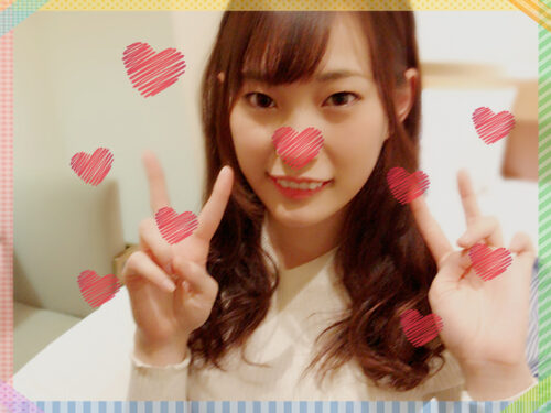 【S級美女完全保証】清楚美人な現役JDりえとラブホ個人撮影！ほんのり香る素人お姉さんのパンストを履かせたまま私服着衣ハメ撮り！アイドル級美少女なのにエロフェラ＆美乳＆反応サイコー 同人動画