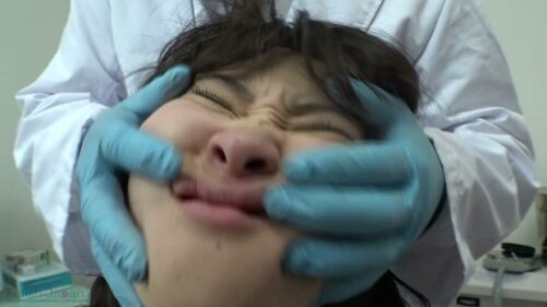 絢音ちゃん鼻診察＆３Ｄ変顔触診 同人動画