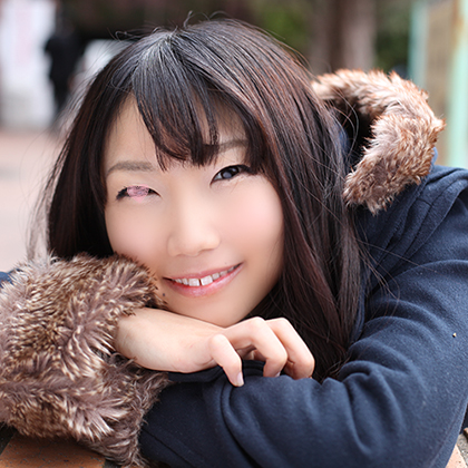 【個人撮影／19歳】電マおもらしからのバイブずぼ挿し！清純看護専門生オモチャ地獄!! 同人動画