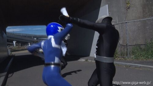 Dismissed Hero Heroine's Revenge: Bad Blue - Miki Haruhara