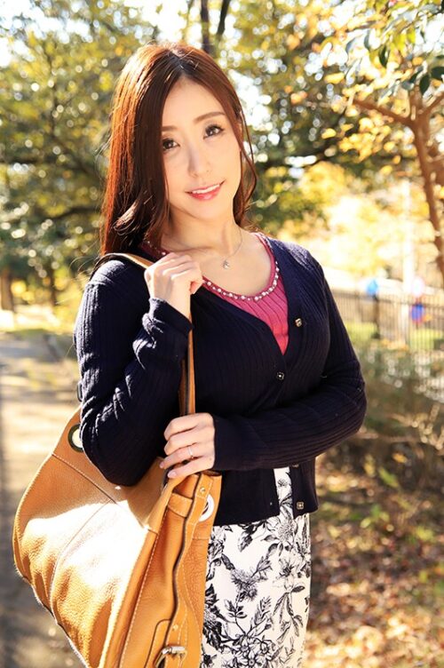 H-Cup Busty Wife's Squirting Sex - Shiina Hiroko