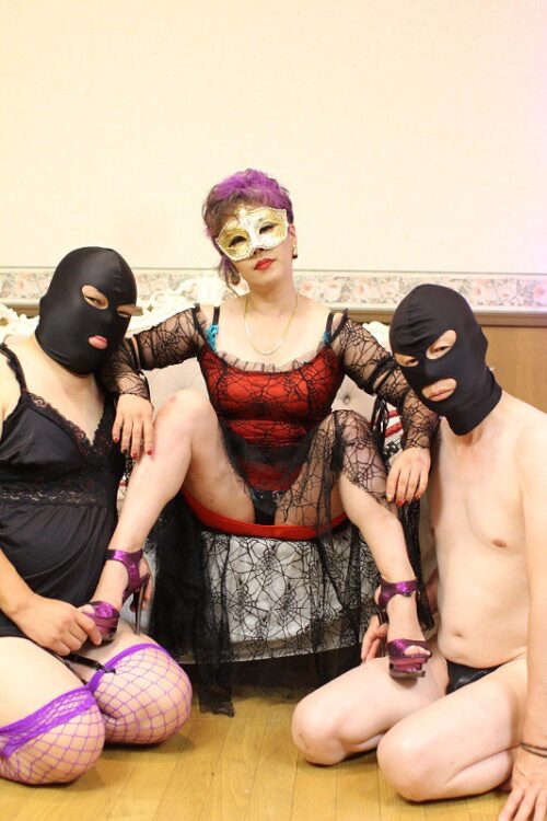 [VR] Immersive SM Experience by Professional Dominatrix Mika - Intermediate to Advanced