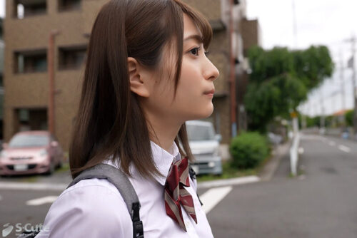 放課後に彼女と。どこでもラブラブセックス。 中城葵