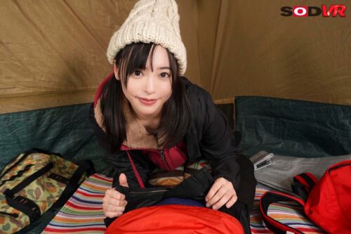 【VR】【雪山遭難VR】このままじゃ凍死確実！裸で抱き合ってカラダを温め合い、至近距離で見つめられながら密着摩擦で生性器をコスり合った直後に極限状態のサバイバルSEX 小倉由菜