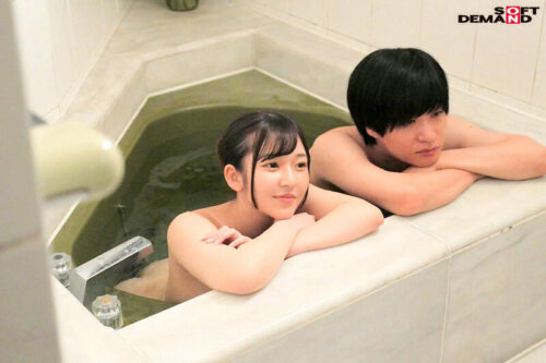 もしも同棲中の彼女がソープ嬢になったら…目覚めの朝はローションまみれのカラダでヌルヌルの密着マットプレイ！リモート会議中はジュルジュルと音を立てて即尺フェラ！最低でも1日8発は射精させられる天国すぎる生活 「今日もエッチの練習させてね」葵みれい