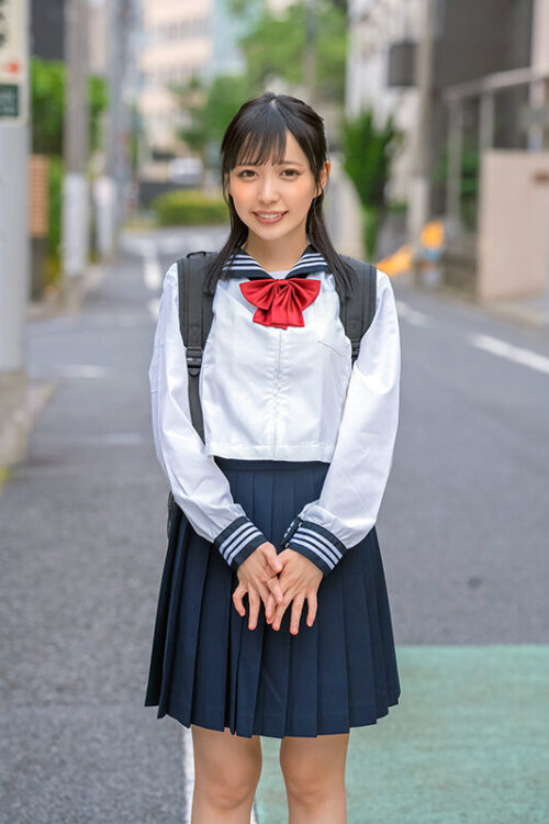 素人バラエティ  聖水を1杯3万円で売って下さい！街角でナンパしたうぶっこJ○が挑戦する、オメコ蛇口から小便ゴキュゴキュ！おしっこ飲ませチャレンジ！人生初の放尿プレイですっかりあたおかになった素人娘は小便ぶちまけのナマ中出しSEXもOKしちゃうのか？2