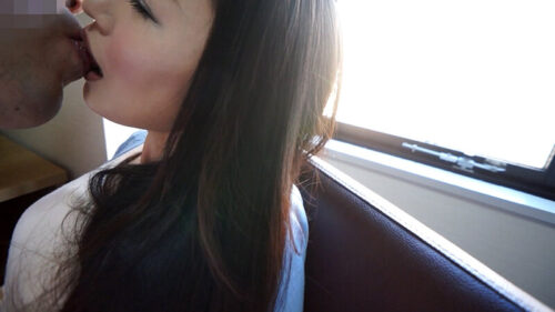 謝礼が出るならいいですよ！とついて来た奥様に不倫についてのアンケート！不倫願望のある奥様の心をくすぐり、マ○コを擦りナマ中出ししちゃいました！！