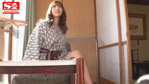 ※台本一切無し！！ハメ撮り！すっぴん！何でもアリ！七ツ森りりのスケベ本性剥き出しSEX！！ デビュー1周年を記念してガチで温泉旅行中ヤリまくった生々しすぎる超レアなエロス200％動画