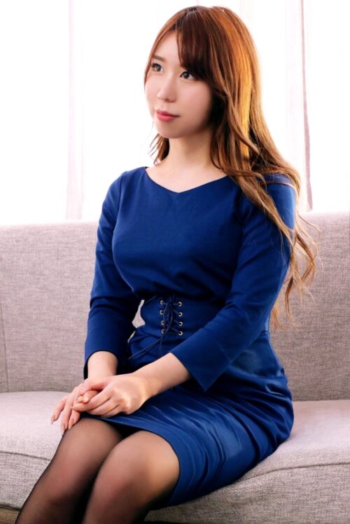 
 「ラグジュTV 1337 【母性の中に秘めたドMな本性】麗しきネイリストが欲求不満を満たすべくラグジュTVの撮影へ参上！ハードピストンと首●めでは満足出来ない生粋のドMが、他人棒とAV男優の性技で豊乳！豊尻！豊満ボディを震わせて淫れ舞う80分！」