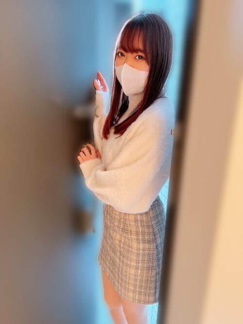 ※【限定専属】見つけた方は超ラッキー☆そそる身体。撮影おわりのしずくちゃんにサプライズ！おじさんシャワー乱入でバック中出し 同人動画