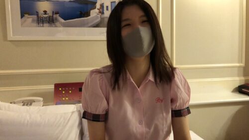 【初撮り】色白スレンダーJDとコスプレえっち - 先週まで処女だったリサ(18)ちゃんに無理矢理中出し 同人動画