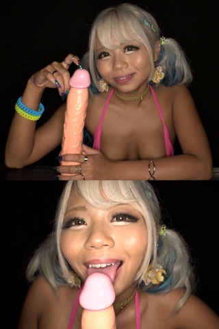 黒ギャルれおなのお口で優しくフェラチオ 同人動画