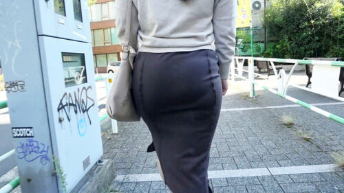 Desperate Busty Housewife: Determined AV Debut for Family