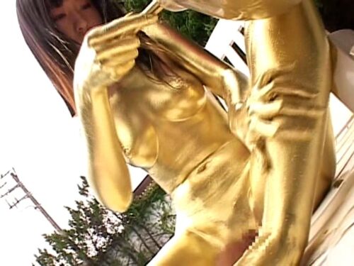 パイパン美少女金粉フィスト