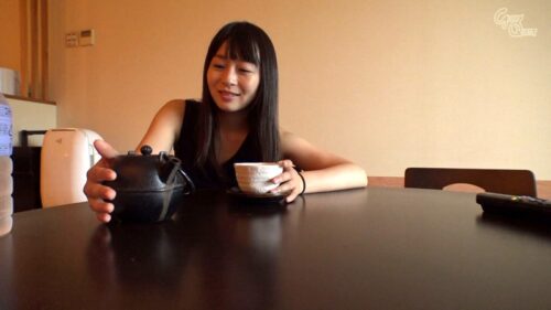 自慢のBODYを惜しげもなく晒すスケベ女とのエロエロ温泉デート 羽月希