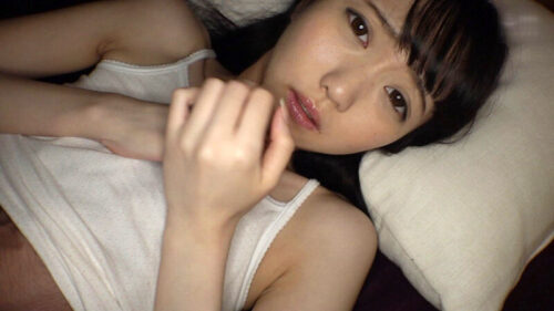 あどけない顔して8頭身で細くてスタイル抜群で不幸な刹那的乙女との1年間の記録 7SEX収録 4時間収録