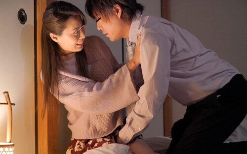 布団の中の密着スローSEX「ナマでもいいから…」敏感な奥さんはねっとり膣奥を突かれ中出しを許してしまう みほ28歳