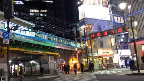 
 「マジ軟派、初撮。 1795 彼氏に浮気されてイライラ…ナンパ待ちの女子をホテルに連れ込み！やいやい楽しそうだったのにいざSEXになると恥ずかしそうな表情…しかしマッチョ男優の執拗な責めと激ピストンで快感の渦へ！」