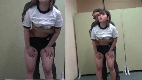 金髪ギャルに体操服＆ブルマを着せて立ったまま、ひたすら手マンでくすぐる！そしたら、マジで腰が砕けた！ コスプレハード