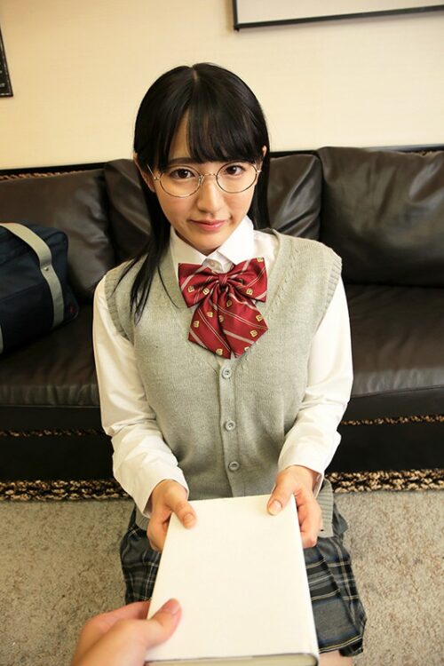 【VR】排卵日にしか性交しない純朴でおとなしい地味な女子校生と危険日に連続中出し種付け何度もSEX 河奈亜依
