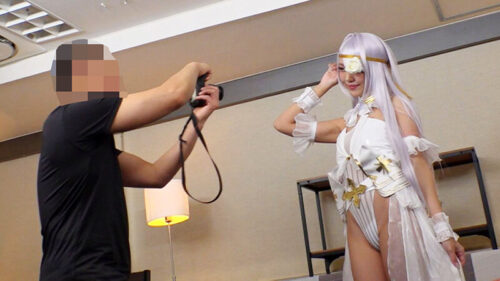 人気美少女レイヤーHちゃんと宅コス影会 スケベスイッチ見つけちゃったら生中エチエチするのもちょろかった！