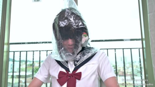 もはや快楽漬け！ラバーマニアに飼われている女子校生・キキ コスプレハード