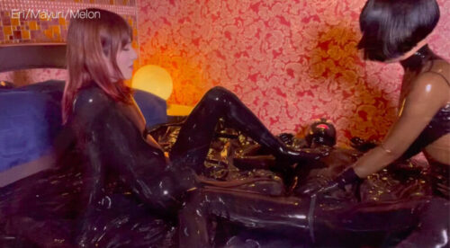 Breaking the drought with a latex threesome (Part 1/5)32min clip! コスプレハード
