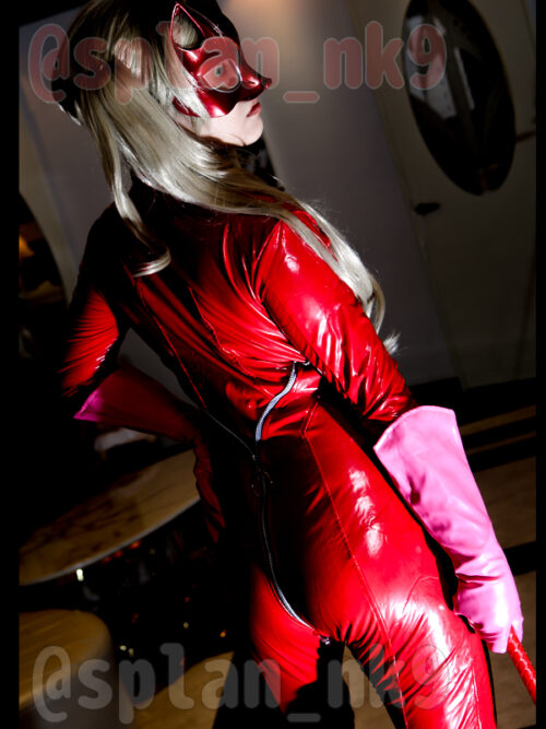 【深紅のキャットスーツ】淫欲の仮面～インモラル・パンサー【大人気ガチイキ素人】動けなくなるまでガチイキプレイ！極太ディルドで遊ばれて絶叫しながら悶絶絶頂 コスプレハード