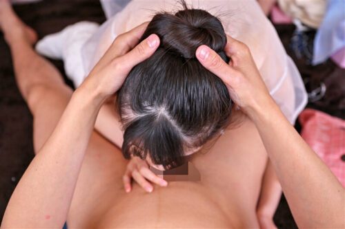 【VR】【お触り禁止！本番禁止！】 裏オプ絶対NGの超ビンカンJ○を発情させてキメ生SEX！オイル・汗・愛液でぐちょぐちょの早漏オマ○コのルーズソックス女子○生がアクメ連発【口内射精・中出し3発】孕ませキメパコ禁断J○リフレ 双葉くるみ