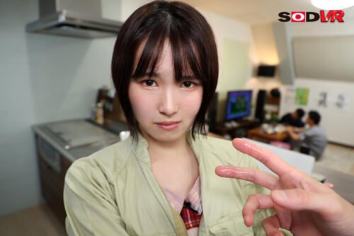 【VR】鉄工所で寮住まいの僕らは内緒で付き合っている。普段、大人しい彼女はエッチで激変！感じすぎて号泣＆快楽で絶叫！全身ガクガクでイキまくる！そんな彼女と同僚にバレないようにこっそり声ガマンSEX 幾田まち